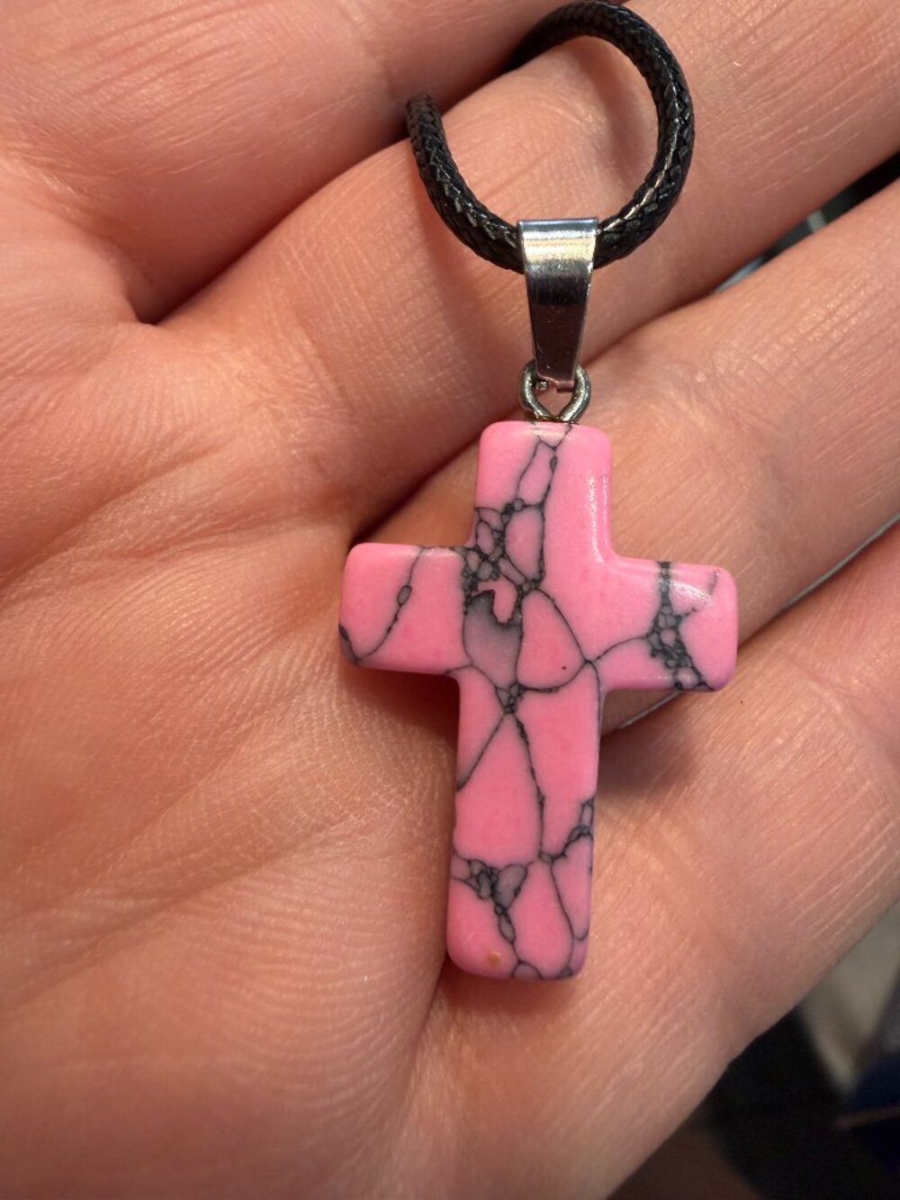 🌸 Pink Turquoise Stone Cross Pendant Necklace: Howlite Style Black Vein Cord